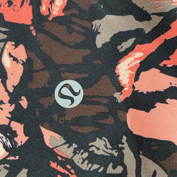 Lululemon Discontinued Leggings 25” inseam - Picture 16 of 16